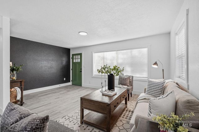 2506 N 32nd St, Boise, ID 83703