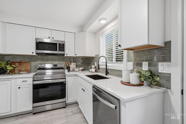 2506 N 32nd St, Boise, ID 83703