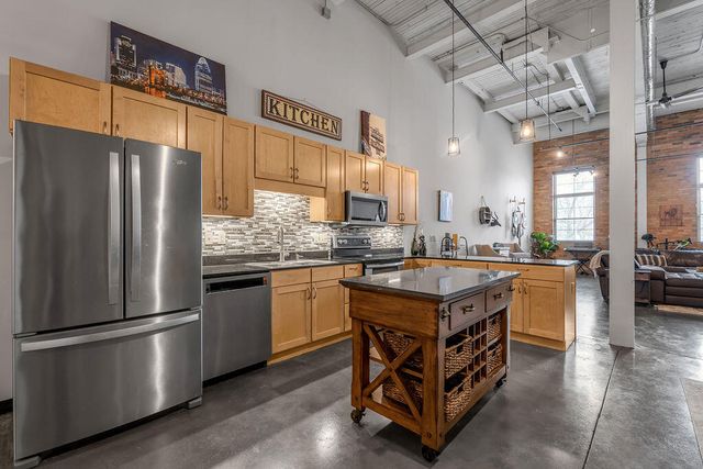 201 Price Road 111, Lexington, KY 40511