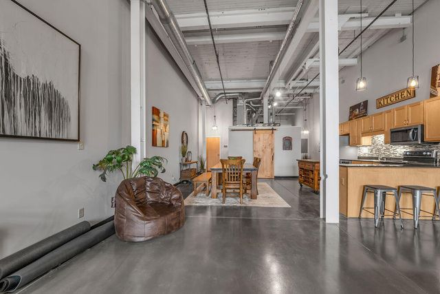 201 Price Road 111, Lexington, KY 40511