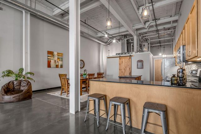 201 Price Road 111, Lexington, KY 40511