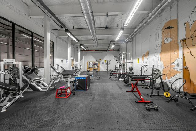 201 Price Road 111, Lexington, KY 40511