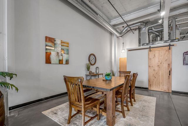 201 Price Road 111, Lexington, KY 40511