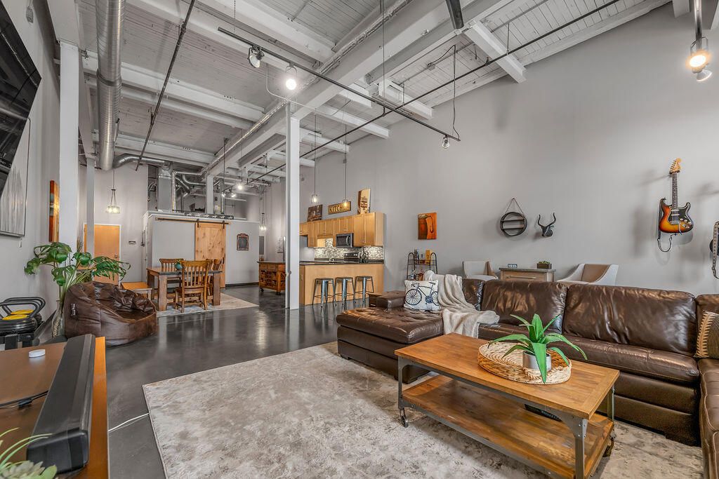 201 Price Road 111, Lexington, KY 40511