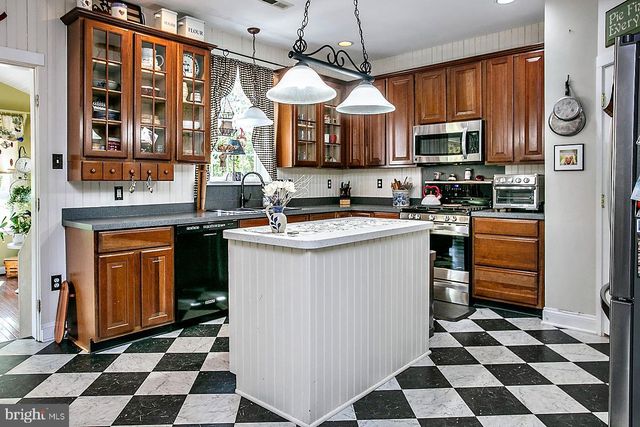 41 STEEPLECHASE LN, Royersford, PA 19468