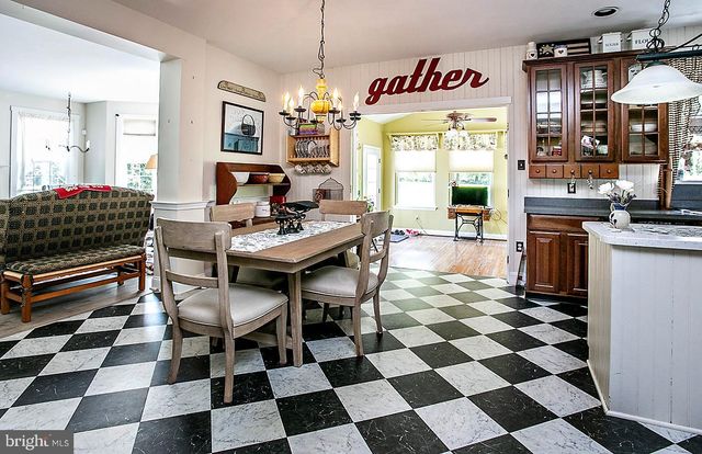 41 STEEPLECHASE LN, Royersford, PA 19468