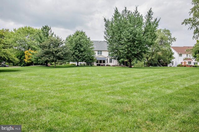 41 STEEPLECHASE LN, Royersford, PA 19468