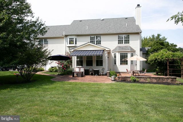 41 STEEPLECHASE LN, Royersford, PA 19468