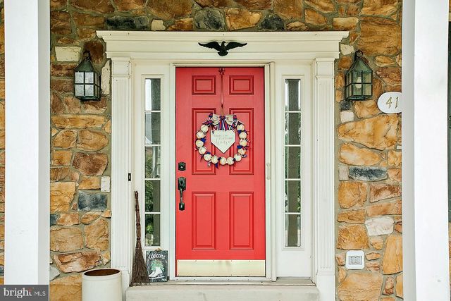 41 STEEPLECHASE LN, Royersford, PA 19468