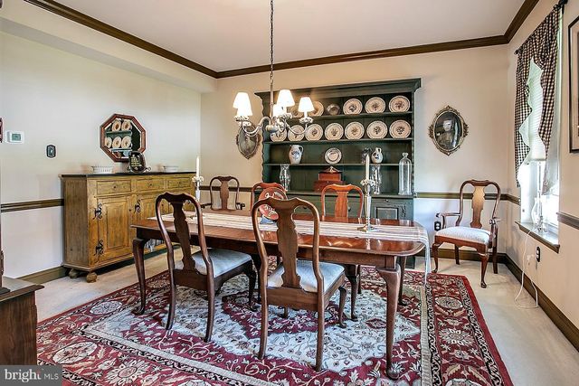41 STEEPLECHASE LN, Royersford, PA 19468