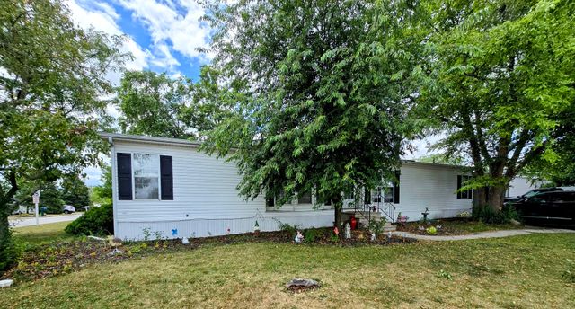 30 Bluebird Lane, Beecher, IL 60401