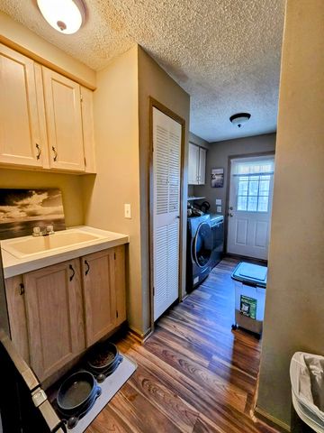 30 Bluebird Lane, Beecher, IL 60401