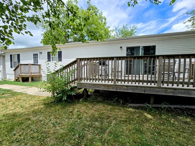 30 Bluebird Lane, Beecher, IL 60401