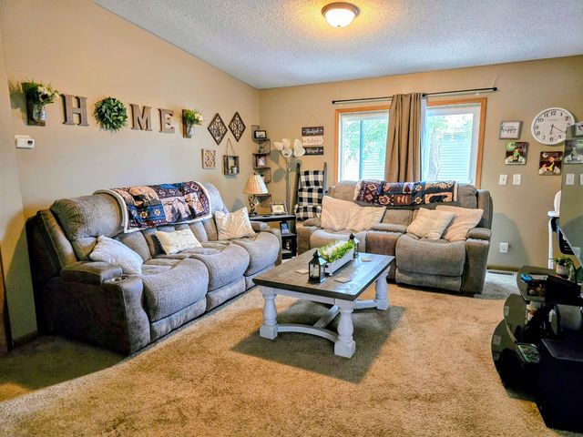 30 Bluebird Lane, Beecher, IL 60401