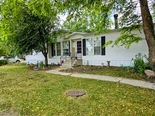 30 Bluebird Lane, Beecher, IL 60401