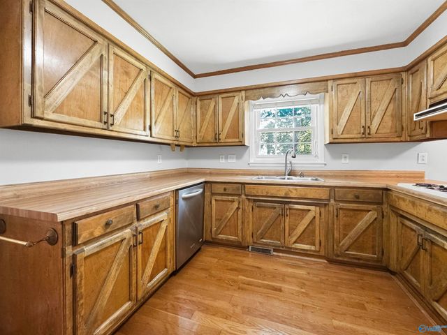 7809 Double Tree Drive SE, Huntsville, AL 35802