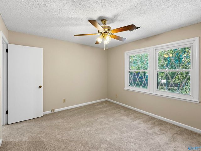 7809 Double Tree Drive SE, Huntsville, AL 35802