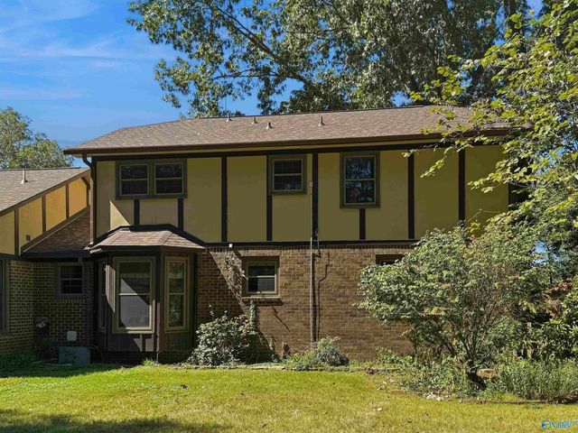 7809 Double Tree Drive SE, Huntsville, AL 35802