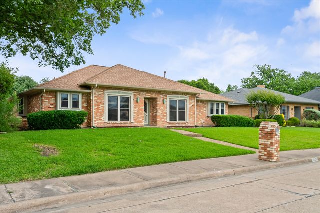 1915 Camden Way, Carrollton, TX 75007