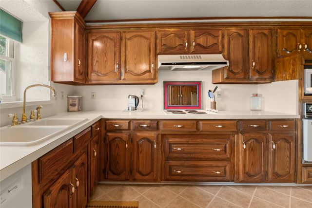 1915 Camden Way, Carrollton, TX 75007