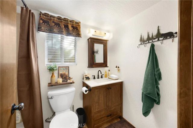 27963 St. Bernard Ln, Lake Arrowhead, CA 92352