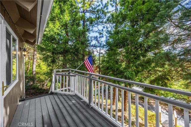 27963 St. Bernard Ln, Lake Arrowhead, CA 92352