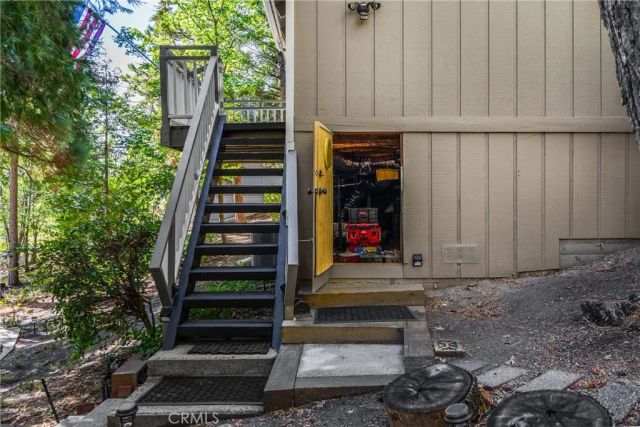 27963 St. Bernard Ln, Lake Arrowhead, CA 92352