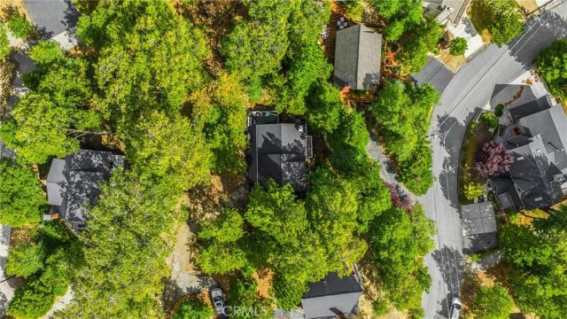 27963 St. Bernard Ln, Lake Arrowhead, CA 92352