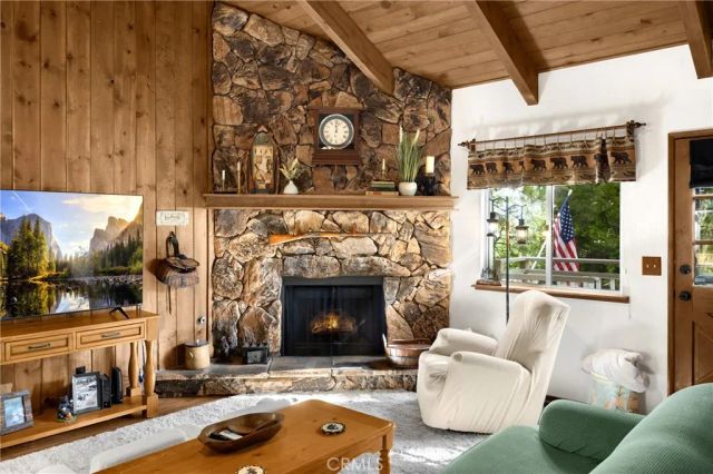 27963 St. Bernard Ln, Lake Arrowhead, CA 92352