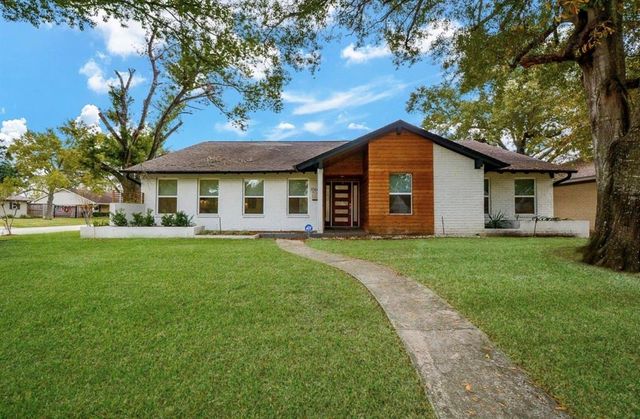 10603 Riverview Drive, Houston, TX 77042