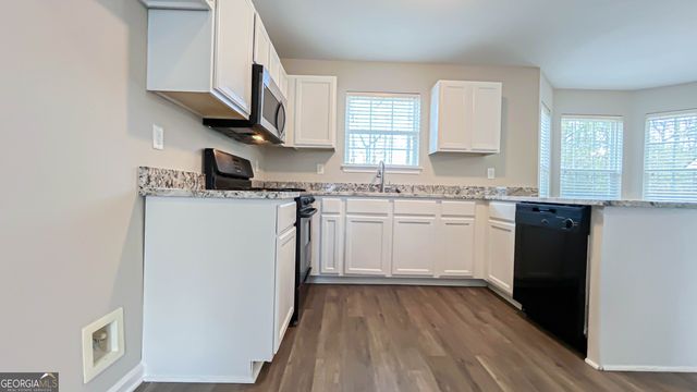 1106 Oak Hollow Lane, Hampton, GA 30228