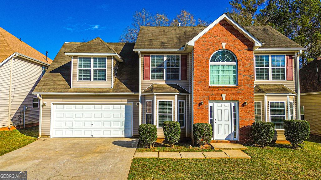1106 Oak Hollow Lane, Hampton, GA 30228