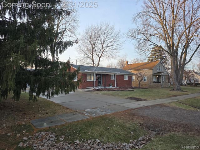 15260 Drysdale Street, Southgate, MI 48195