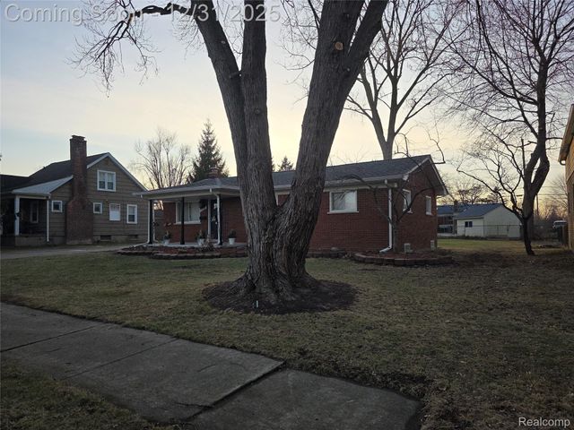 15260 Drysdale Street, Southgate, MI 48195