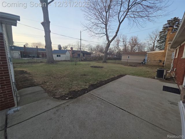 15260 Drysdale Street, Southgate, MI 48195