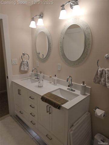 15260 Drysdale Street, Southgate, MI 48195