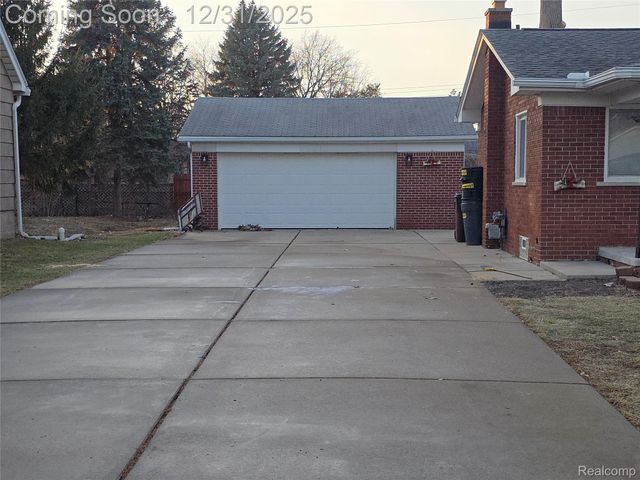 15260 Drysdale Street, Southgate, MI 48195