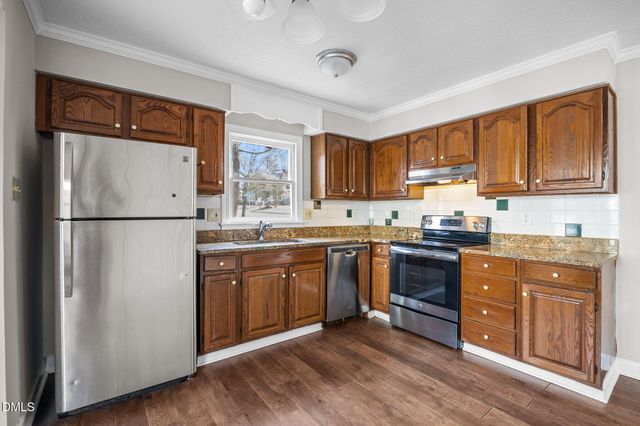 2900 Broadlands Drive, Raleigh, NC 27604