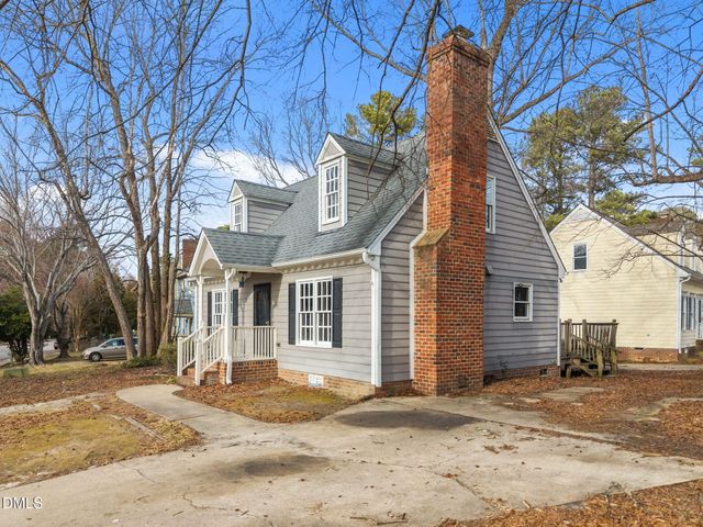 2900 Broadlands Drive, Raleigh, NC 27604