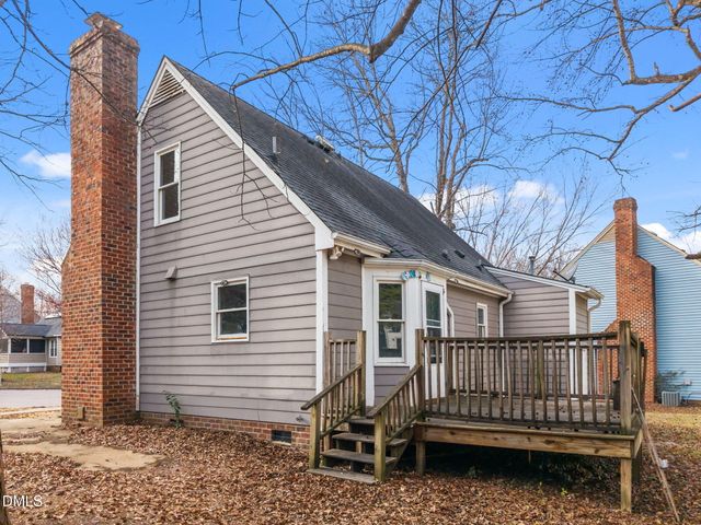 2900 Broadlands Drive, Raleigh, NC 27604