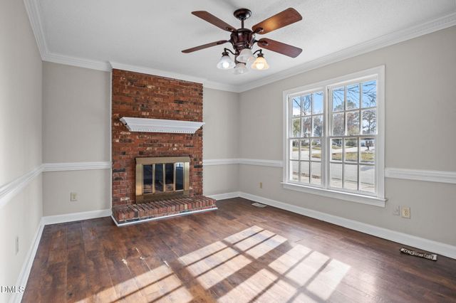 2900 Broadlands Drive, Raleigh, NC 27604