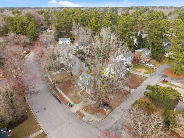 2900 Broadlands Drive, Raleigh, NC 27604