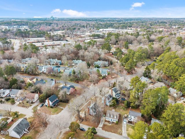 2900 Broadlands Drive, Raleigh, NC 27604