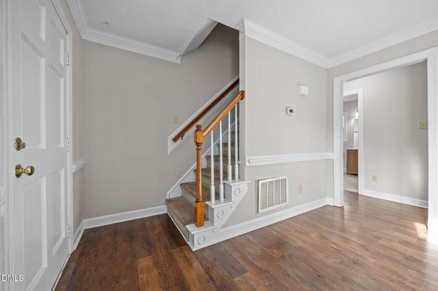 2900 Broadlands Drive, Raleigh, NC 27604