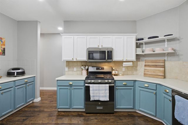 3933 Rolling Canyon TRL, Round Rock, TX 78681