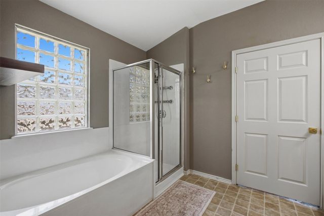 3933 Rolling Canyon TRL, Round Rock, TX 78681