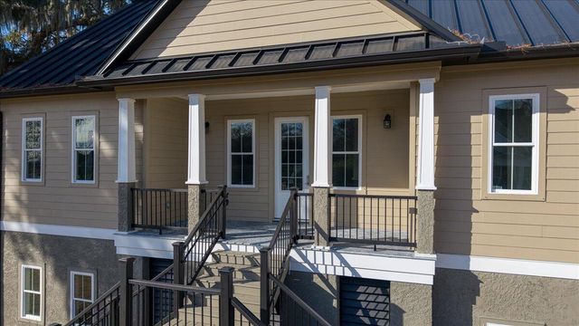 2003 Wharf Landing Court, North Charleston, SC 29418