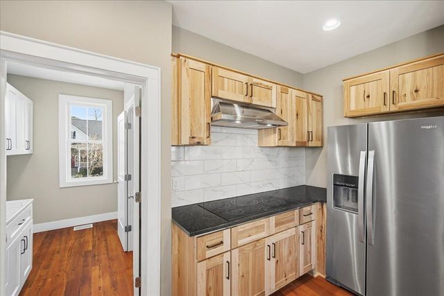 2003 Wharf Landing Court, North Charleston, SC 29418