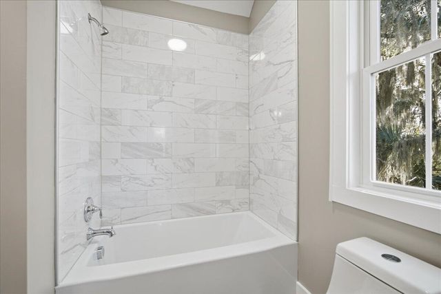 2003 Wharf Landing Court, North Charleston, SC 29418