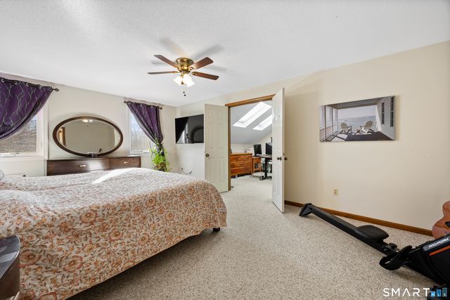 32 Canterbury Lane, Farmington, CT 06085